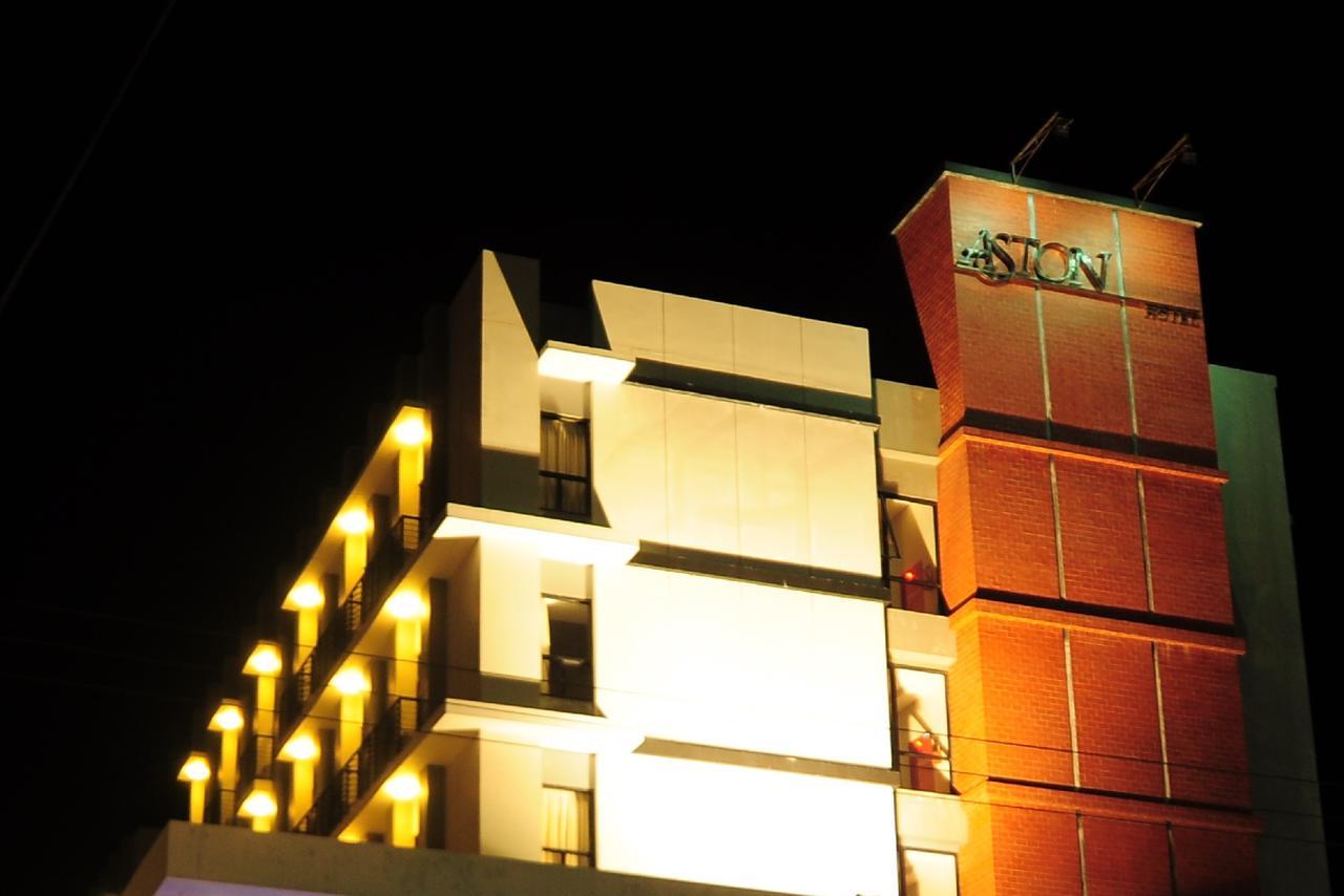 Aston Ketapang City Hotel Exterior photo